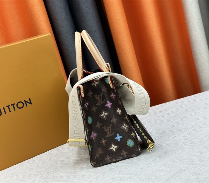 Louis Vuitton Monogram Craggy Onthego PM Tote In Chocolate
