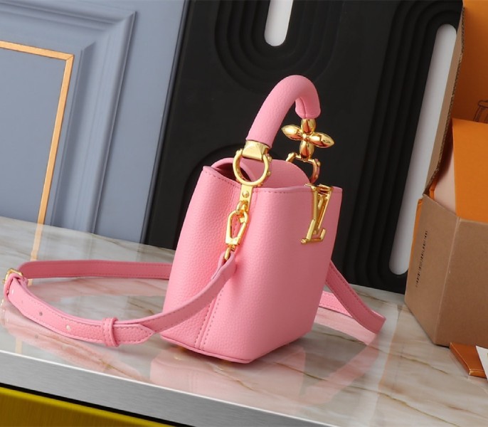 Louis Vuitton Capucines Mini Capucines Handbag In Pink