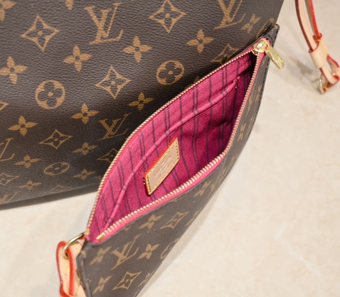 Louis Vuitton Monogram Canvas Neverfull MM Tote In Peony Pink
