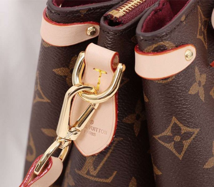 Louis Vuitton Monogram Canvas Soufflot BB Bag