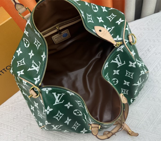 Louis Vuitton Speedy P9 Bandouliere 50 Bag In Green