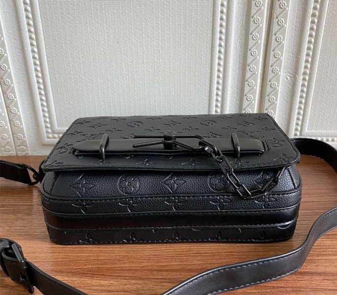 Louis Vuitton Taurillon Leather Steamer Messenger Bag