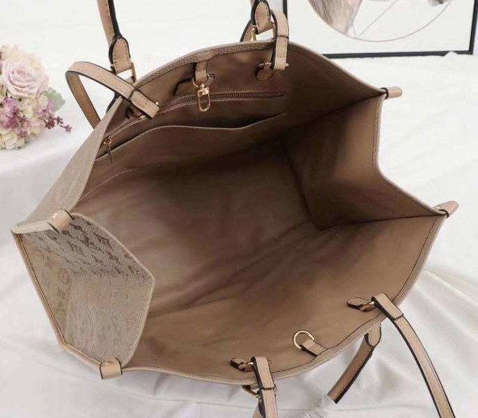 Louis Vuitton Monogram Empreinte Giant Onthego GM Tote In Beige
