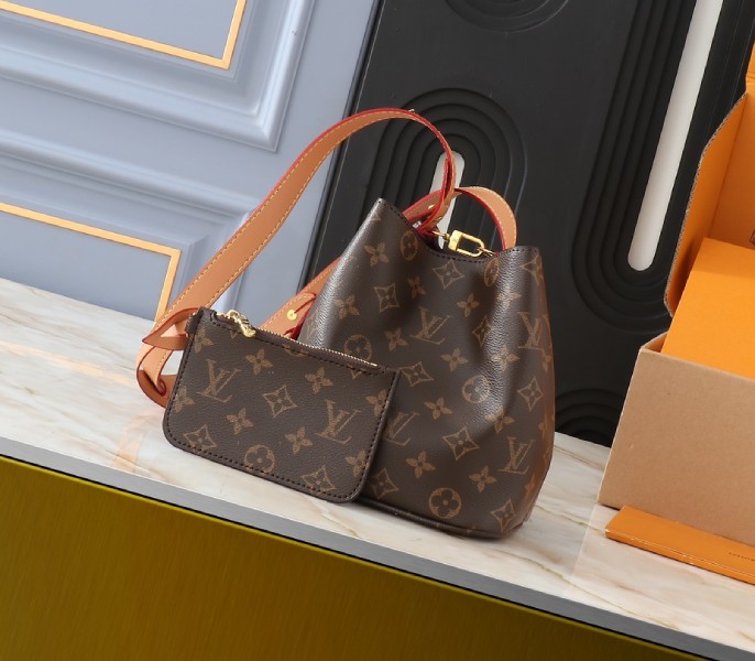 Monogram Canvas All In BB