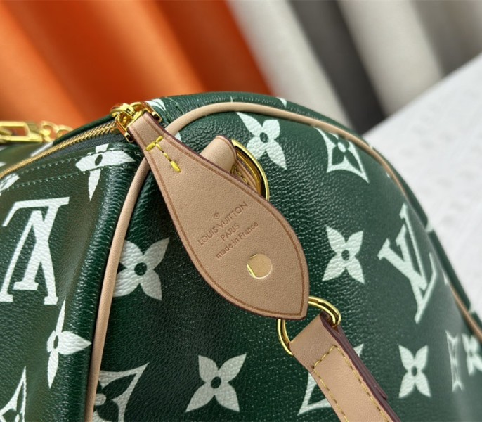 Louis Vuitton Speedy P9 Bandouliere 50 Bag In Green