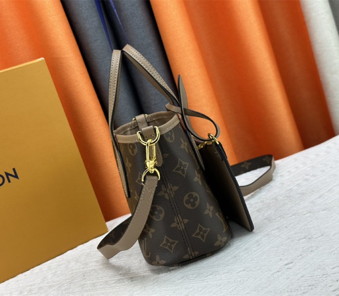 Louis Vuitton Neverfull Bandouliere Inside Out BB Tote In Monogram Canvas And Khaki Green Leather