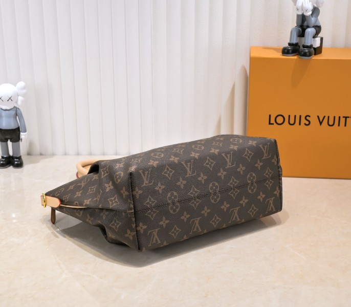 Monogram Canvas Turenne MM