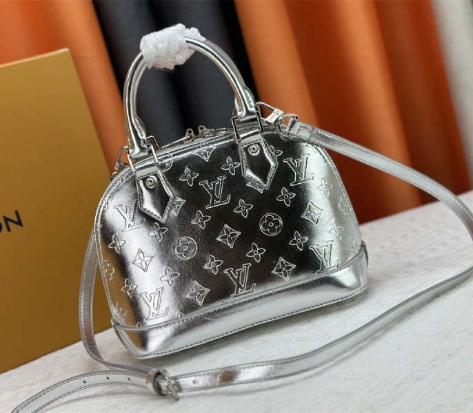 Louis Vuitton Other Monogram Canvas Alma BB