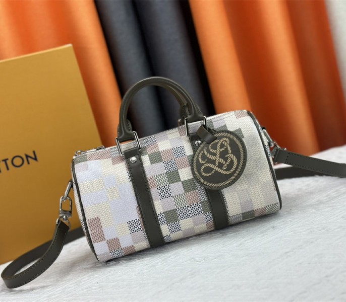 Louis Vuitton Damoflage Canvas Keepall Bandouliere 25 In Khaki