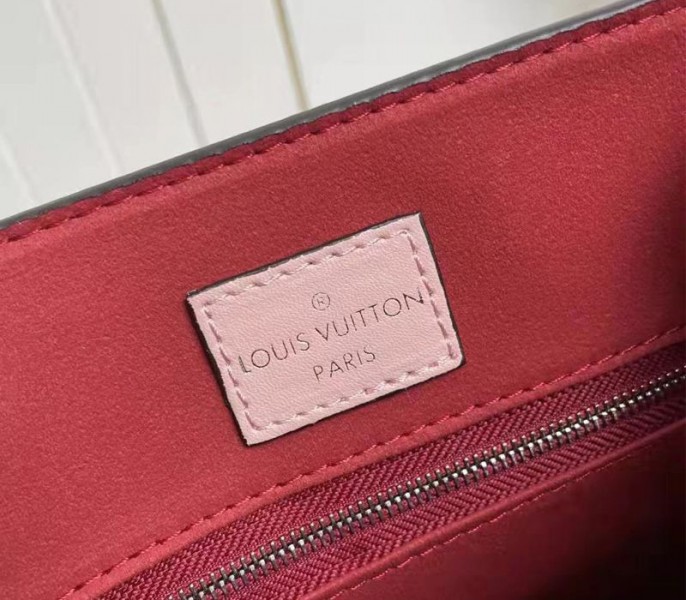 Louis Vuitton Epi Leather Sac Plat BB Carryall Handbag In Rose Ballerine Pink