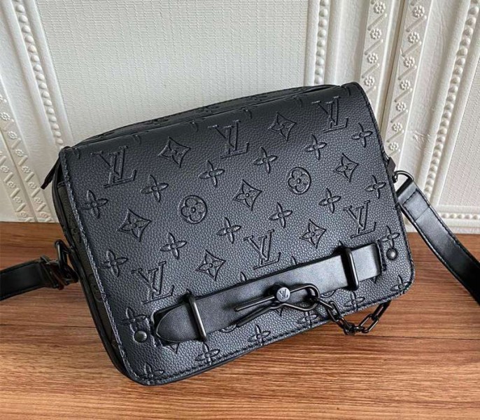 Louis Vuitton Taurillon Leather Steamer Messenger Bag