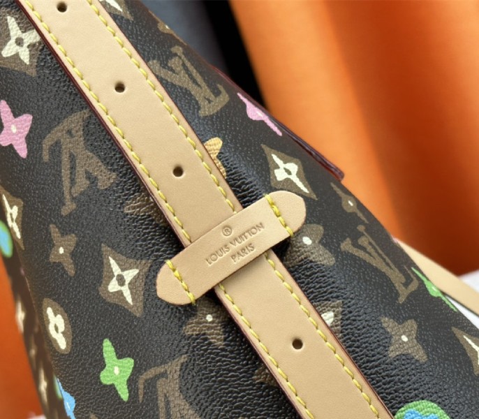 Louis Vuitton Monogram Craggy CarryAll PM Bag In Chocolate