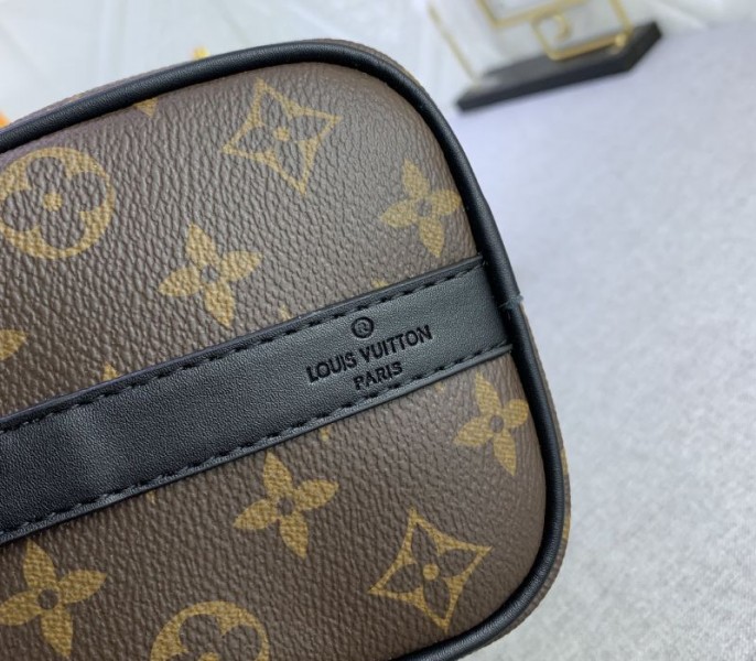 Louis Vuitton Monogram Canvas Keepall Bandouliere 25 In Black