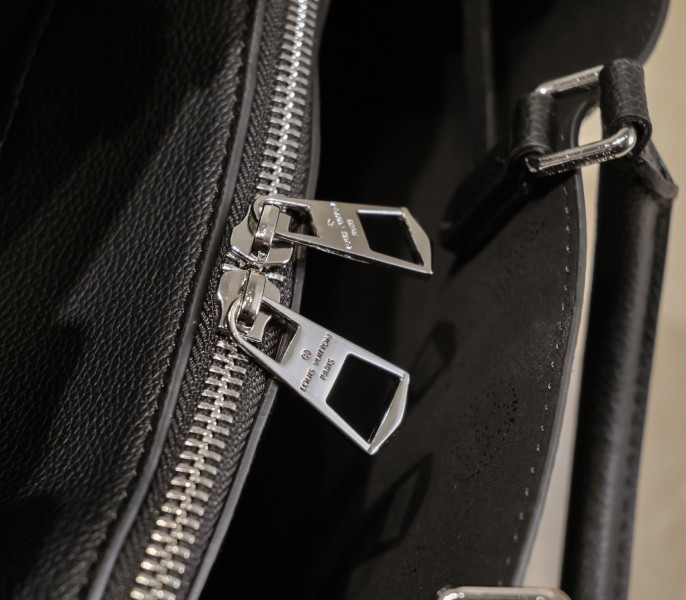 Mahina Bella Tote In Black