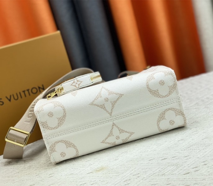 Louis Vuitton Monogram Dune Canvas Onthego PM Tote