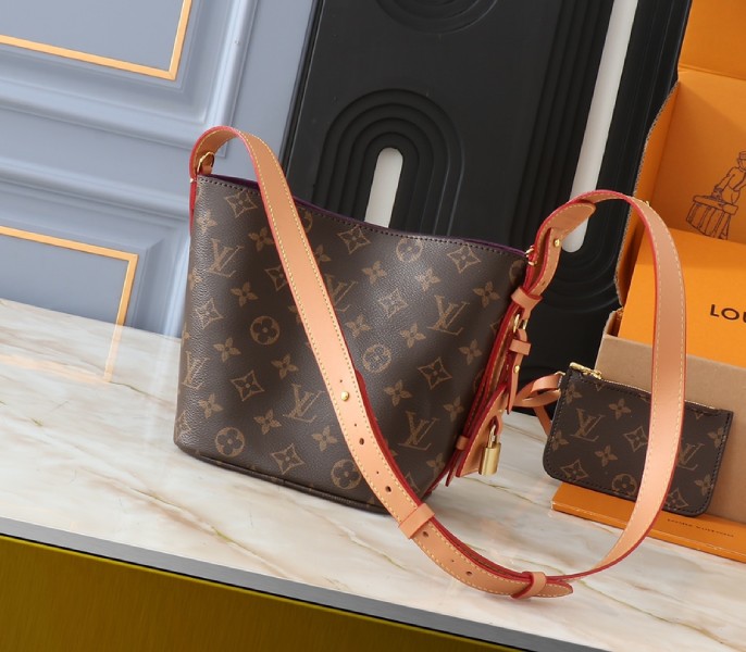 Monogram Canvas All In BB
