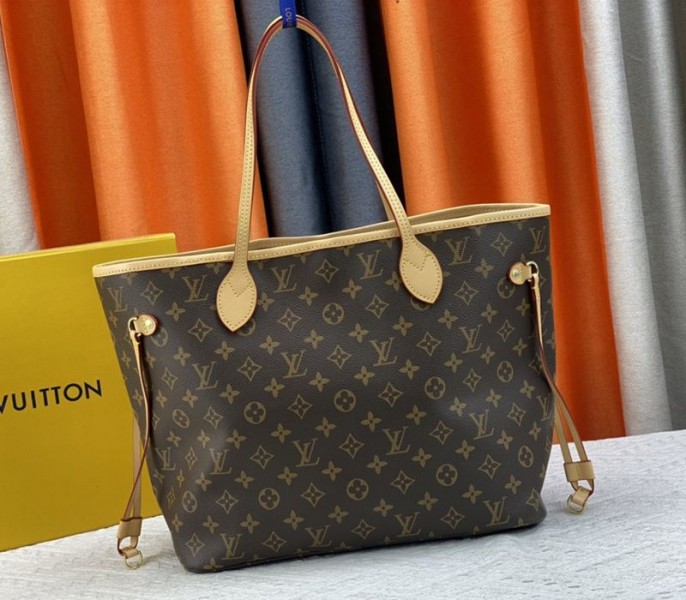 Louis Vuitton Monogram Canvas Neverfull MM Tote With Cat Print