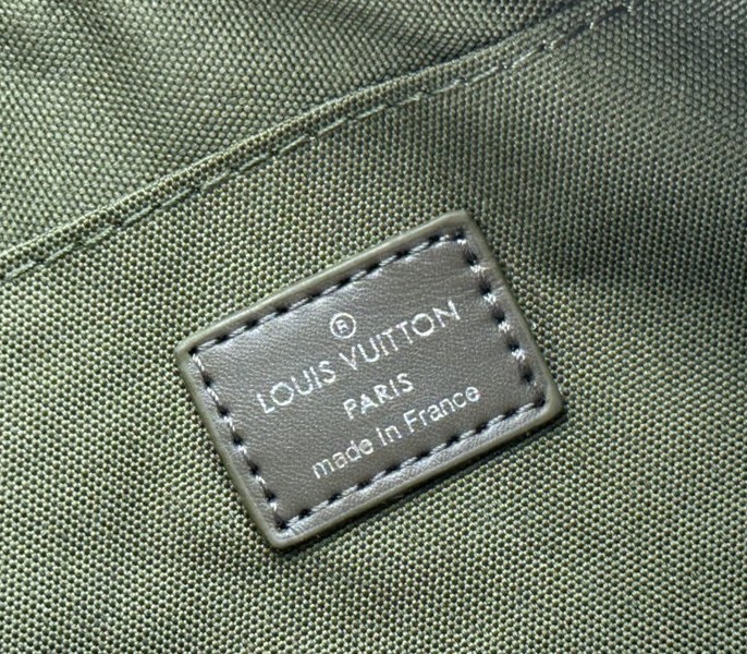 Louis Vuitton Damoflage Canvas Keepall Bandouliere 25 In Khaki