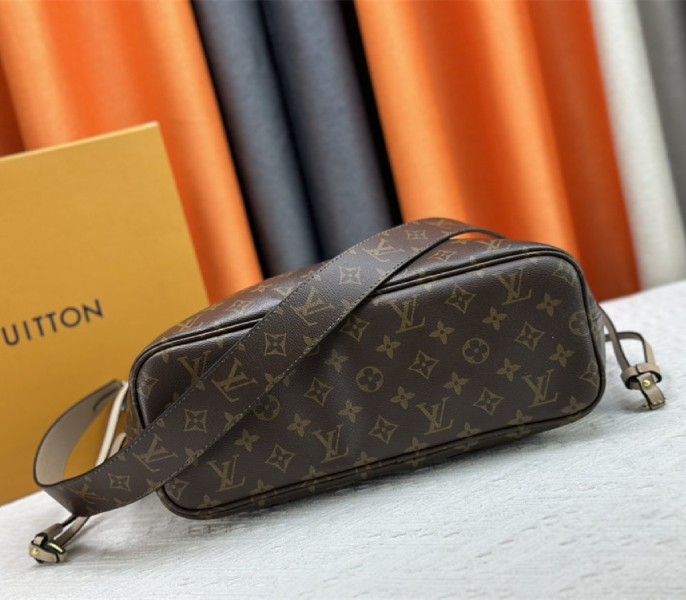 Louis Vuitton Neverfull Bandouliere Inside Out MM Tote In Monogram Canvas And Beige Textile And Leather