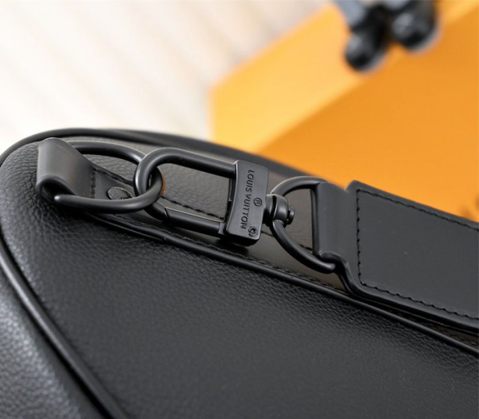 Louis Vuitton Aerogram Keepall Bandouliere 50 Travel Bag In Black