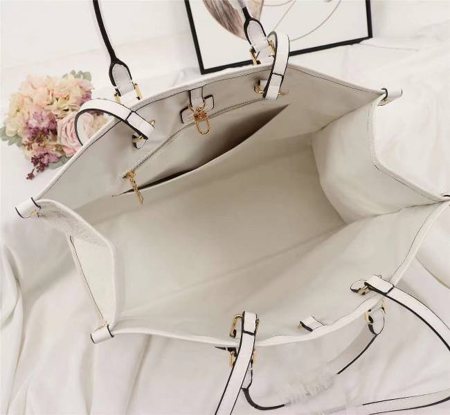 Louis Vuitton Monogram Empreinte Giant Onthego GM Tote In Cream