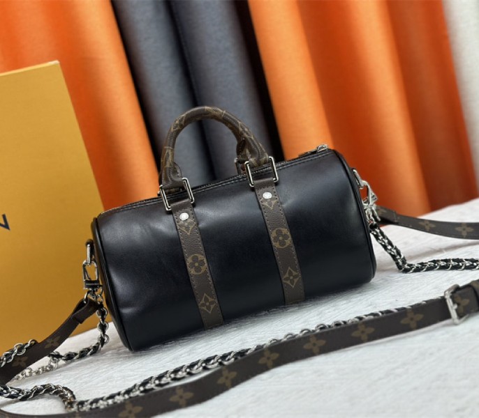 Louis Vuitton Vibe Keepall Bandouliere 25 In Black And Monogram Canvas