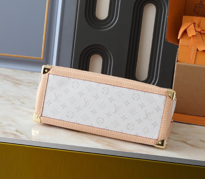 X TM Monogram Cherry Canvas Onthego MM In White Style 2