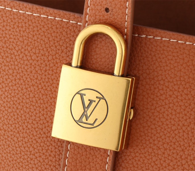 Louis Vuitton Low Key Cabas MM Bag In Cognac Brown