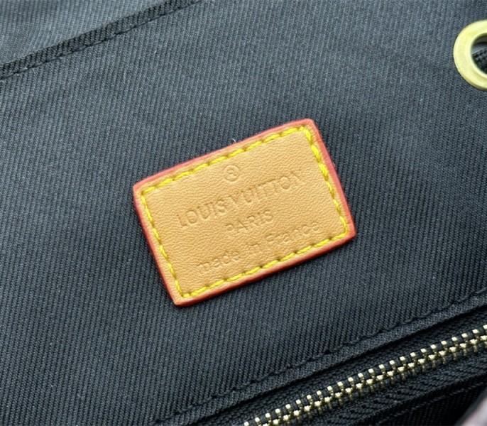 Louis Vuitton Monogram Craggy Christopher MM Backpack In Chocolate