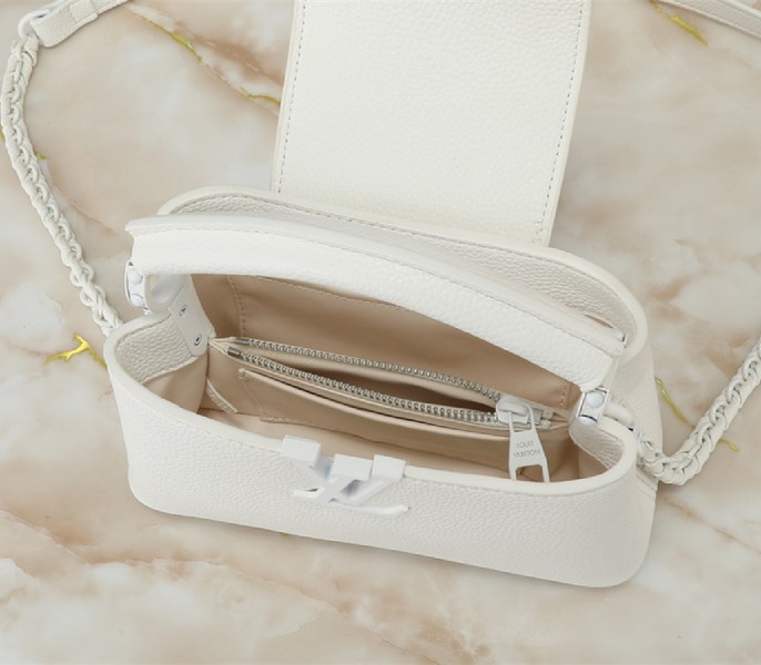 Louis Vuitton Capucines East-West Mini Handbag In Optic White