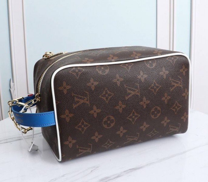Louis Vuitton X NBA Cloakroom Dopp Kit Bag