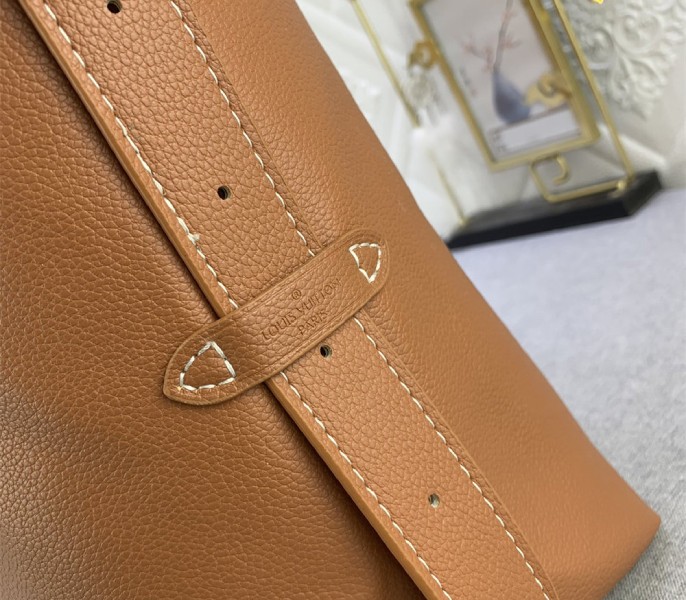 Louis Vuitton Low Key MM Hobo In Cognac Brown