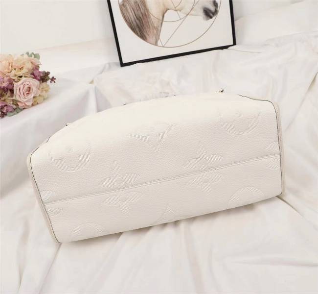 Louis Vuitton Monogram Empreinte Giant Onthego GM Tote In Cream