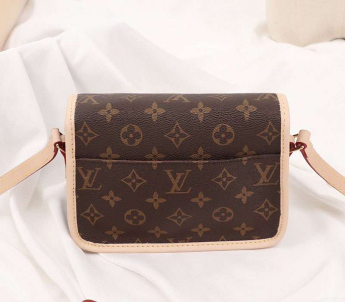 Louis Vuitton Monogram Canvas Sologne BB Bag