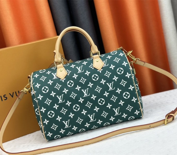 Louis Vuitton Speedy P9 Bandouliere 30 Bag In Green