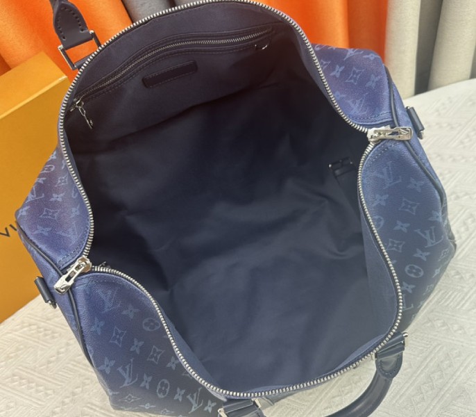 Louis Vuitton Monogram Gradient Canvas Keepall Bandouliere 55 In Navy Blue