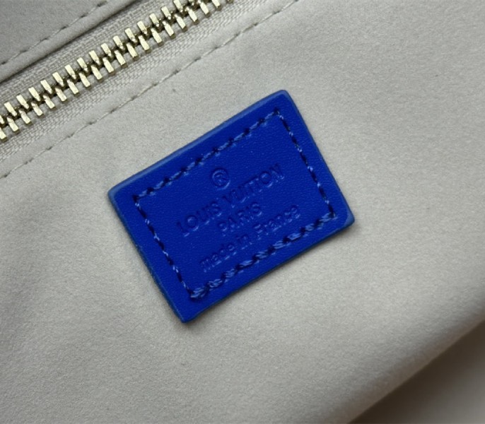 Louis Vuitton Other Leathers Shopper Cabas MM Tote In Blue