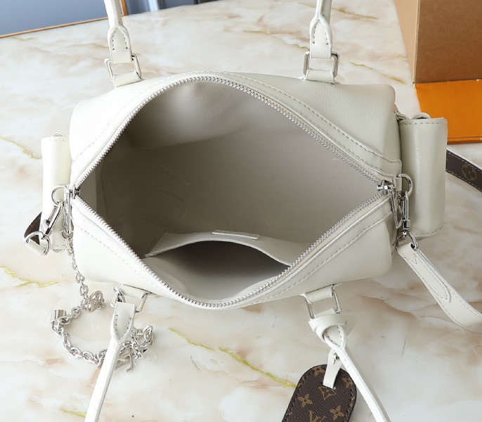 Vibe Speedy Cargo In Optic White