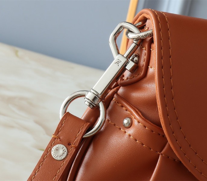 Louis Vuitton Sunset Vibe Bag In Cognac Brown