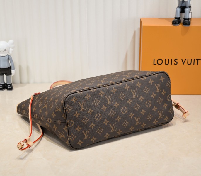 Louis Vuitton Monogram Canvas Neverfull MM Tote In Red
