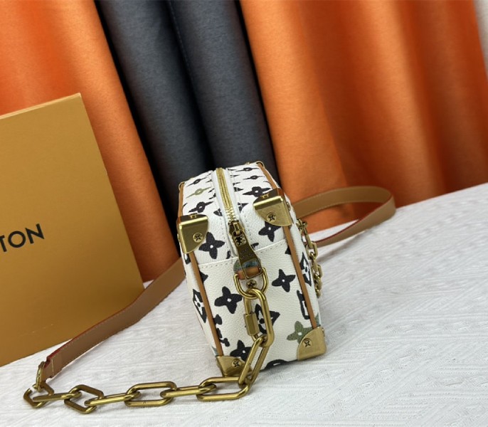 Louis Vuitton Monogram Craggy Mini Soft Trunk In Vanilla