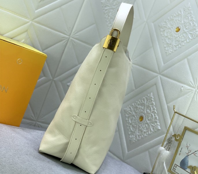 Louis Vuitton Low Key MM Hobo In Quartz White