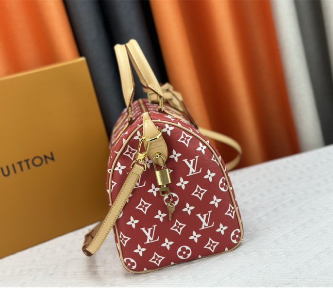 Louis Vuitton Speedy P9 Bandouliere 30 Bag In Red