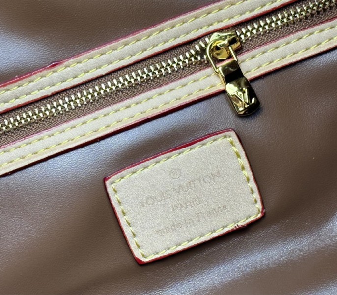 Louis Vuitton Speedy P9 Bandouliere 40 Bag In Amethyst Purple