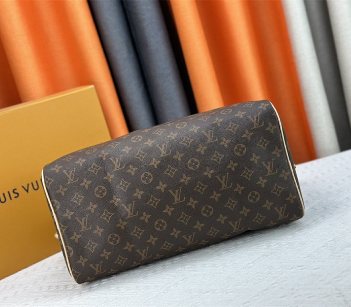 Louis Vuitton Monogram Canvas Speedy P9 Bandouliere 40 Bag