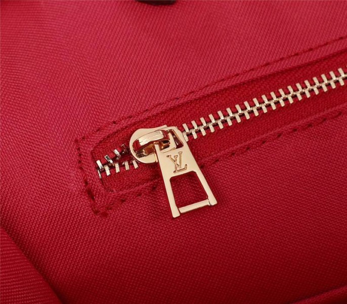 Louis Vuitton Giant Canvas Onthego GM Tote