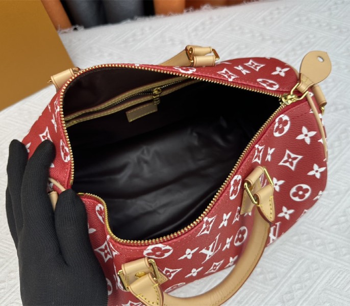 Louis Vuitton Speedy P9 Bandouliere 30 Bag In Red
