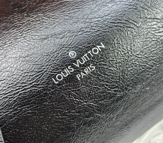 Louis Vuitton CarryAll Cargo Vibe PM In Black