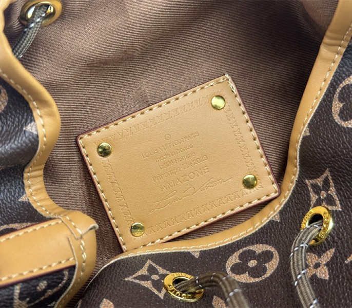 Monogram Canvas Noe Cargo