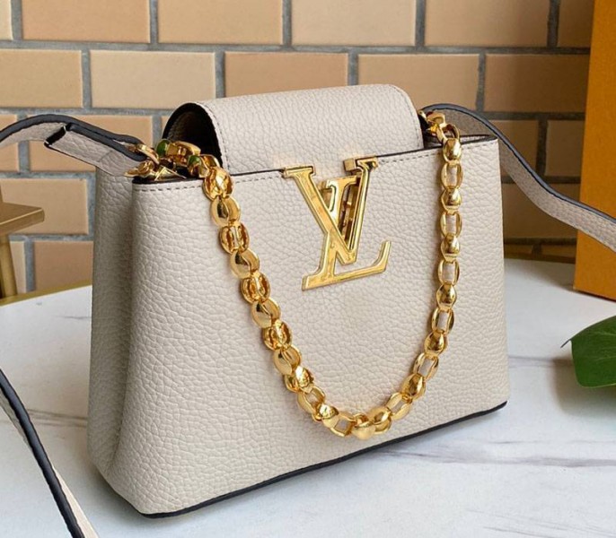Louis Vuitton Capucines Mini Chain Bag In Beige